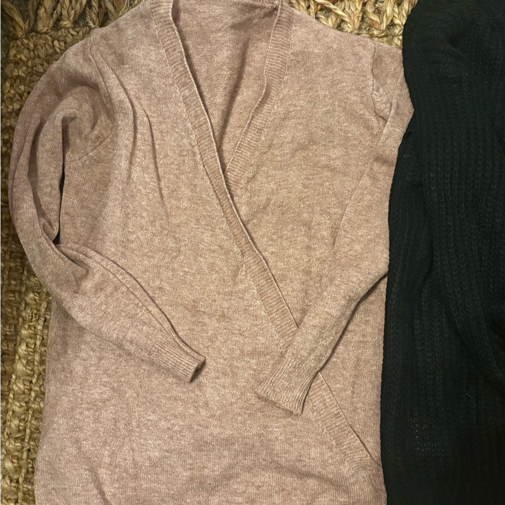 Sweater Bundle - Picture 6 of 6